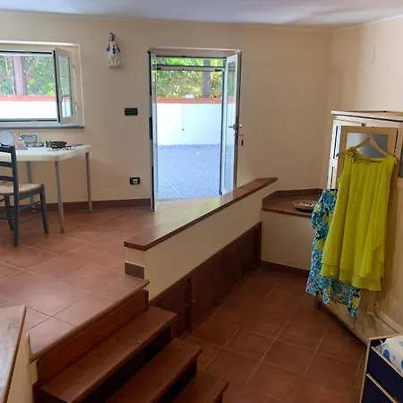 Delfino Blu Con Accesso Diretto Al Mare Dalla Scogliera E Privacy Impagabile.