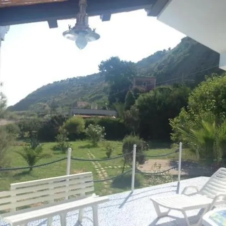 فيلة Delfino Blu Con Accesso Diretto Al Mare Dalla Scogliera E Privacy Impagabile. سانتو ستيفانو دي كاماسترا