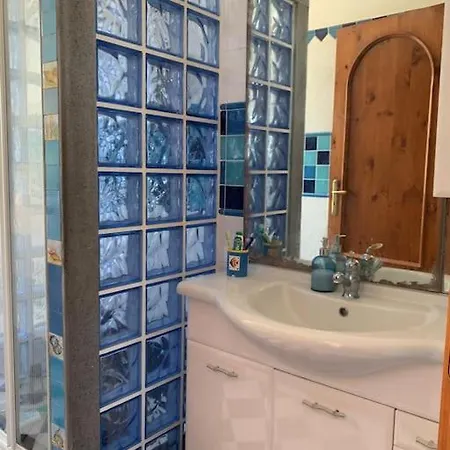 فيلة Delfino Blu Con Accesso Diretto Al Mare Dalla Scogliera E Privacy Impagabile. سانتو ستيفانو دي كاماسترا