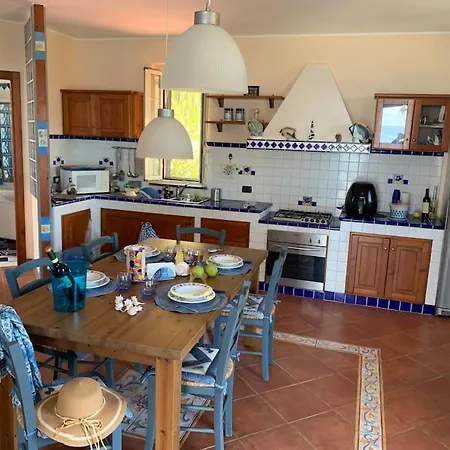 Delfino Blu Con Accesso Diretto Al Mare Dalla Scogliera E Privacy Impagabile. فيلة سانتو ستيفانو دي كاماسترا