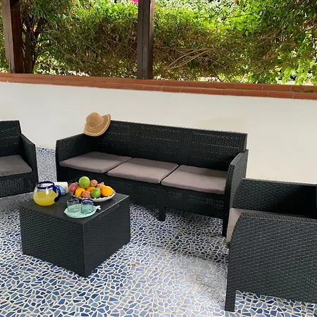 Delfino Blu Con Accesso Diretto Al Mare Dalla Scogliera E Privacy Impagabile. Villa *
